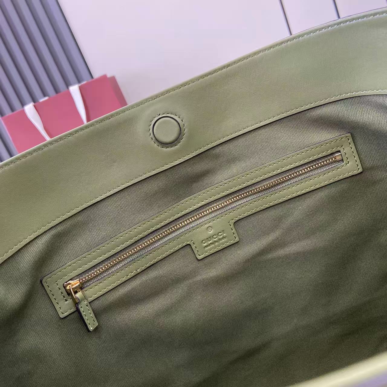 Gucci 25 Beatrix Handbag Green Smooth Cowhide 292565