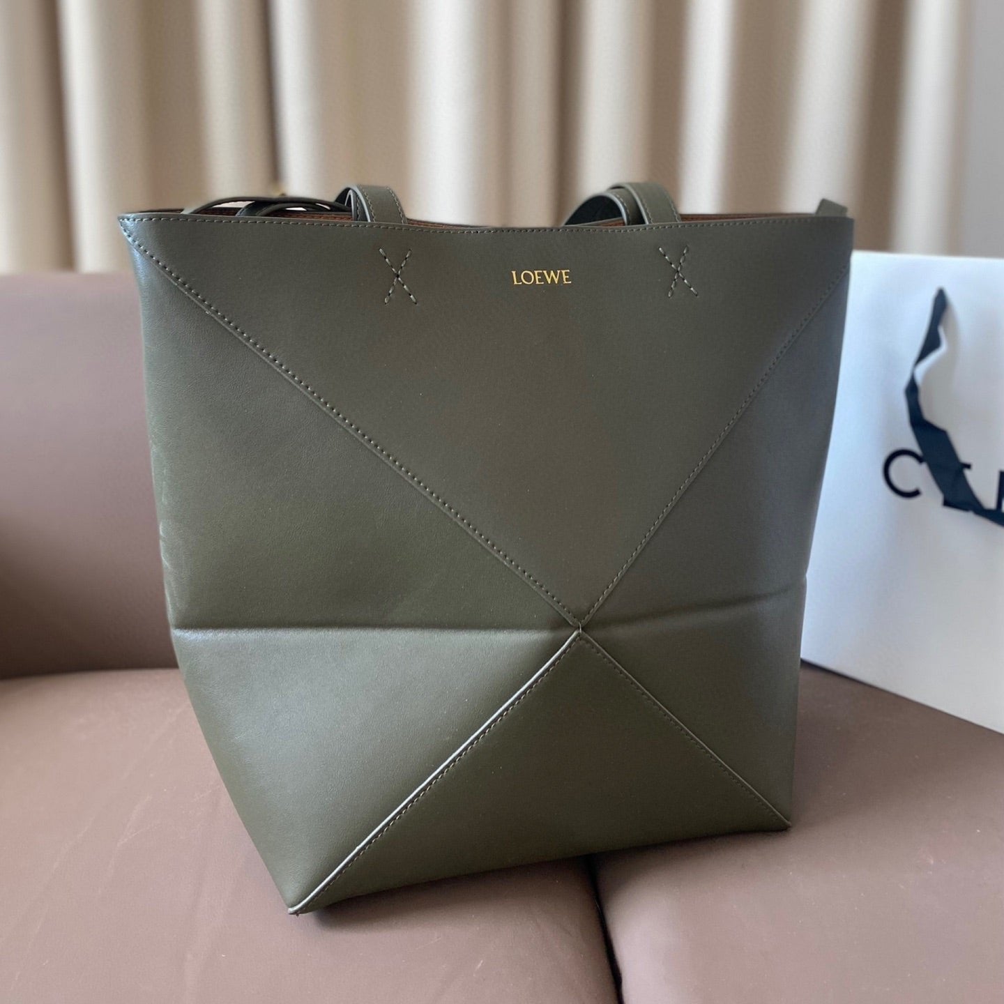 Loew Puzzle Fold Tote Iblack Shiny Calfskin