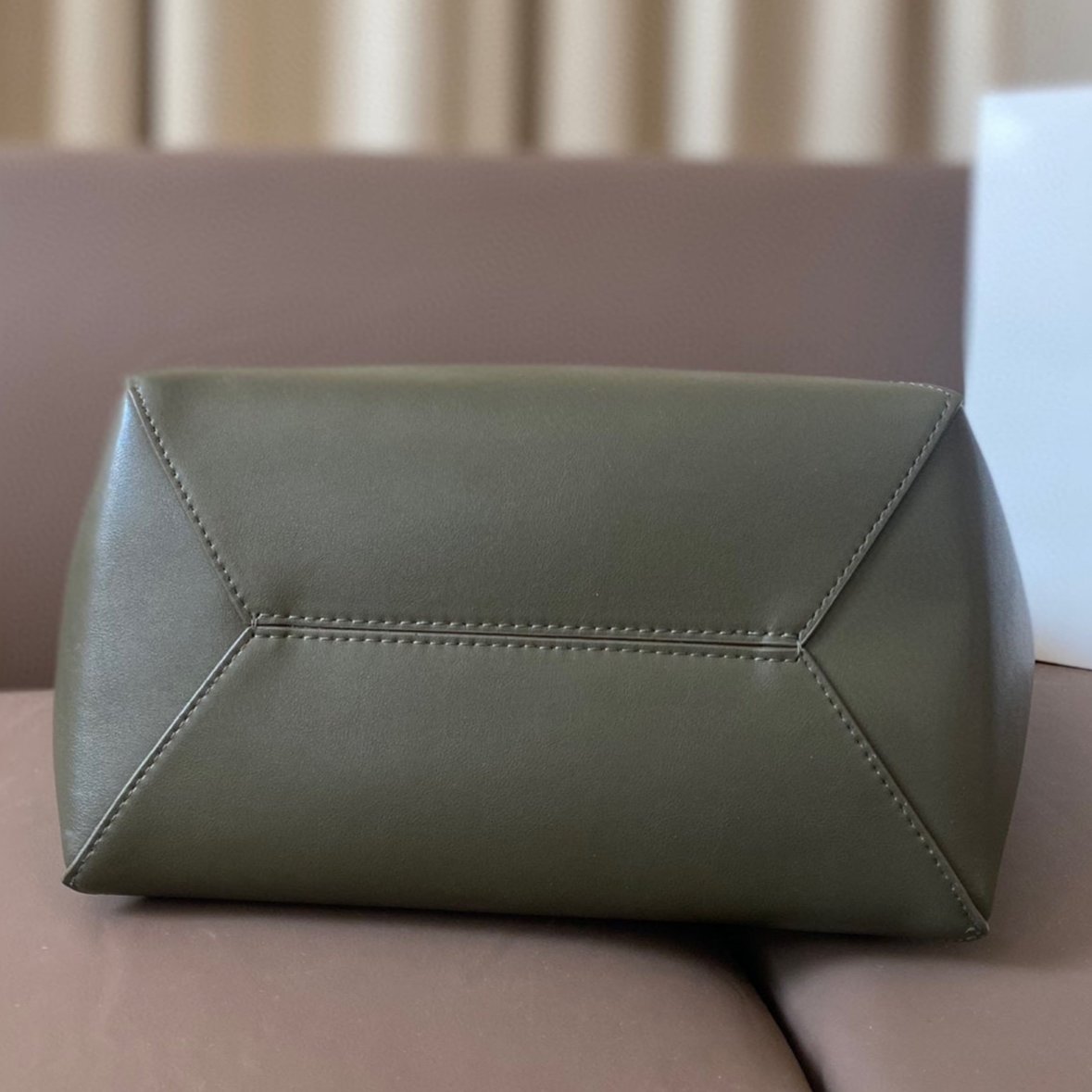 Loew Puzzle Fold Tote Iblack Shiny Calfskin