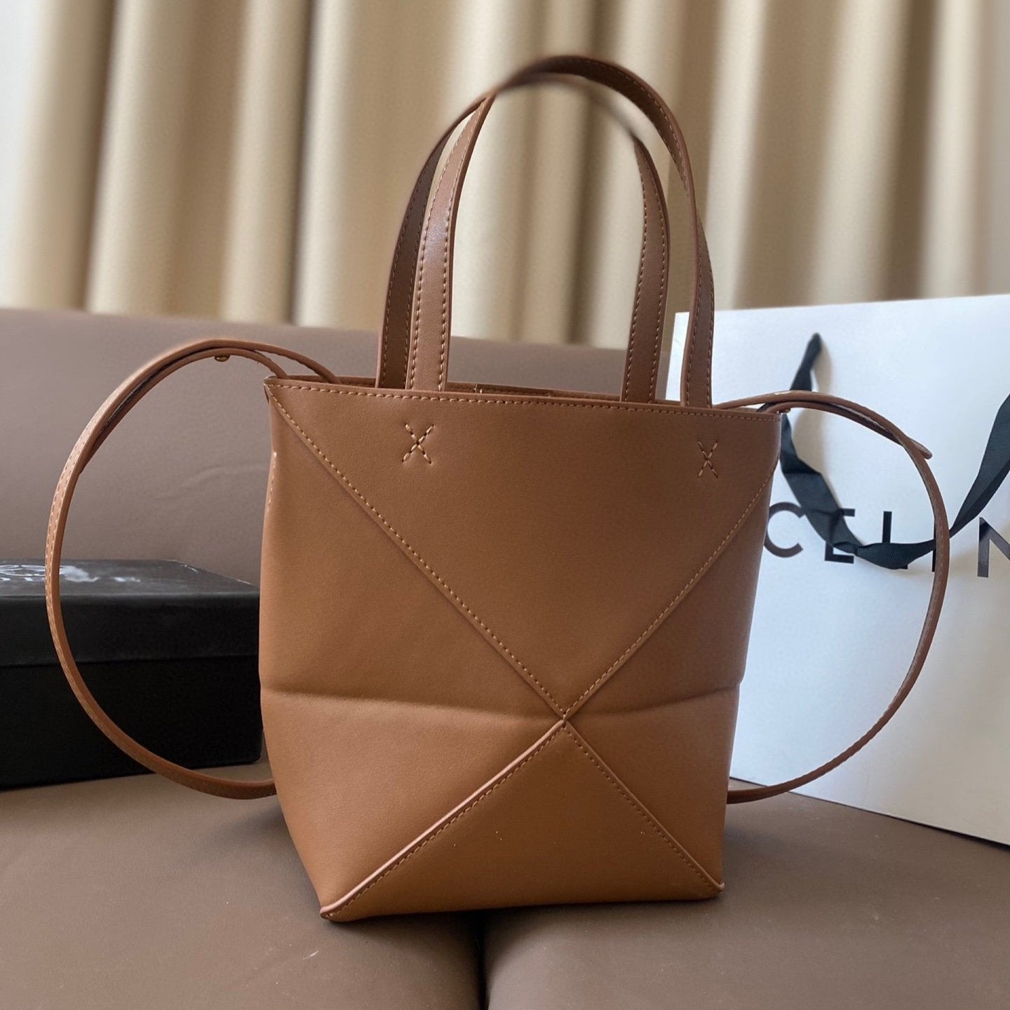 Loew Puzzle Fold Tote Iblack Shiny Calfskin