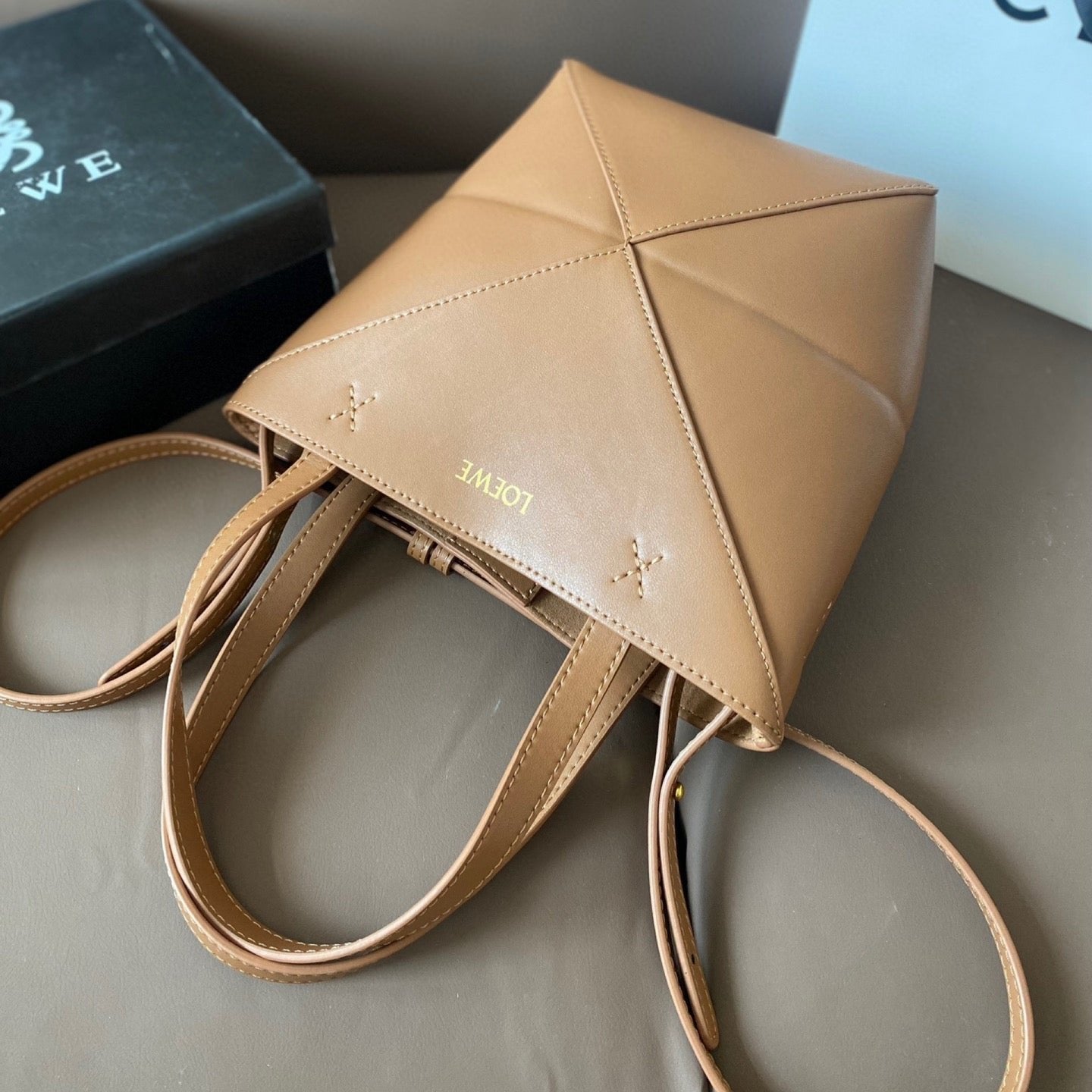 Loew Puzzle Fold Tote Iblack Shiny Calfskin