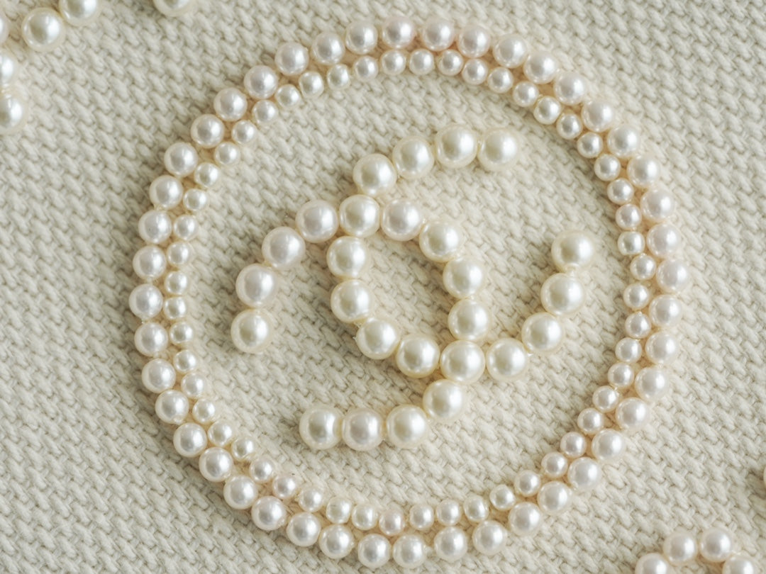 CC Large Tote 39 Light Beige Canvas Pearl Logo