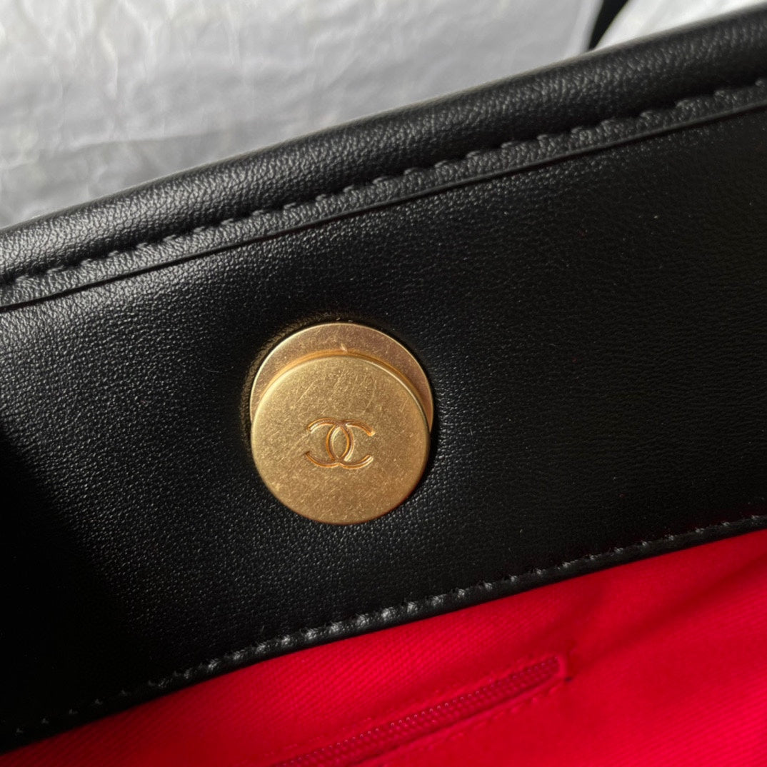 CC Large Tote 39 Light Beige Canvas Pearl Logo