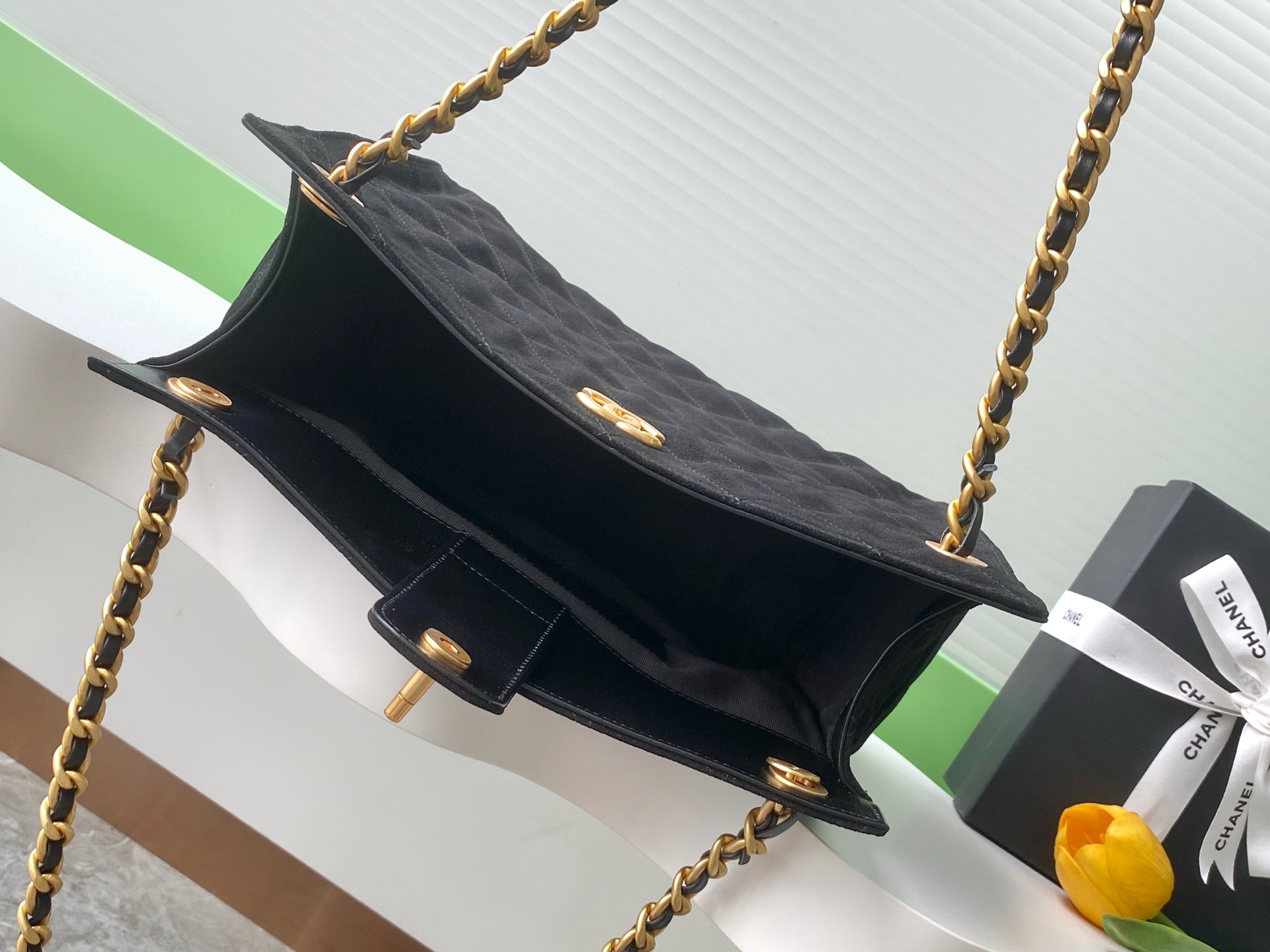 CC Large Tote 39 Light Beige Canvas Pearl Logo