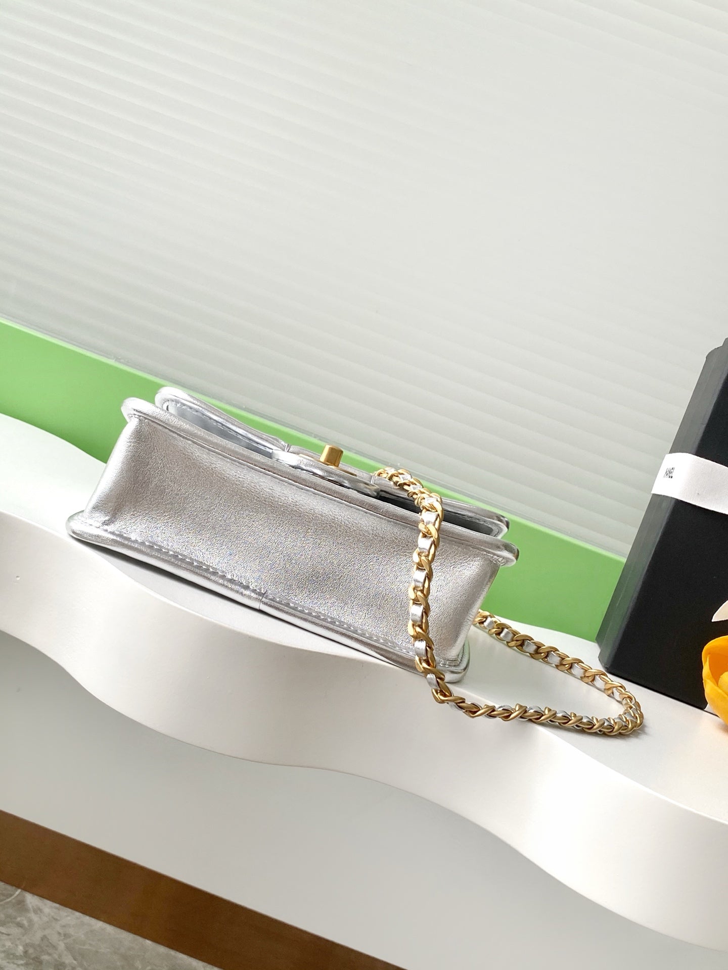 CC Large Tote 39 Light Beige Canvas Pearl Logo