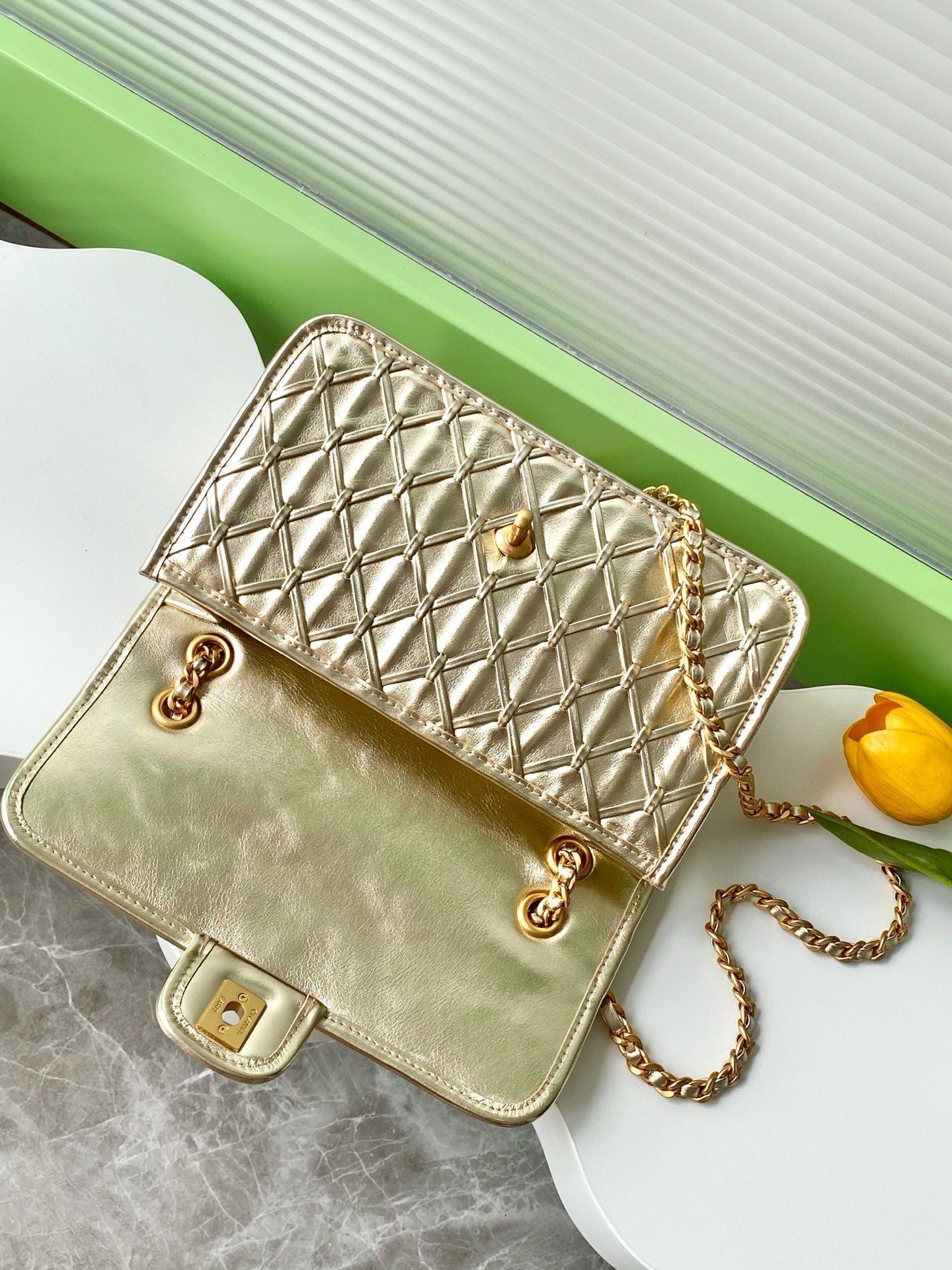 CC Large Tote 39 Light Beige Canvas Pearl Logo