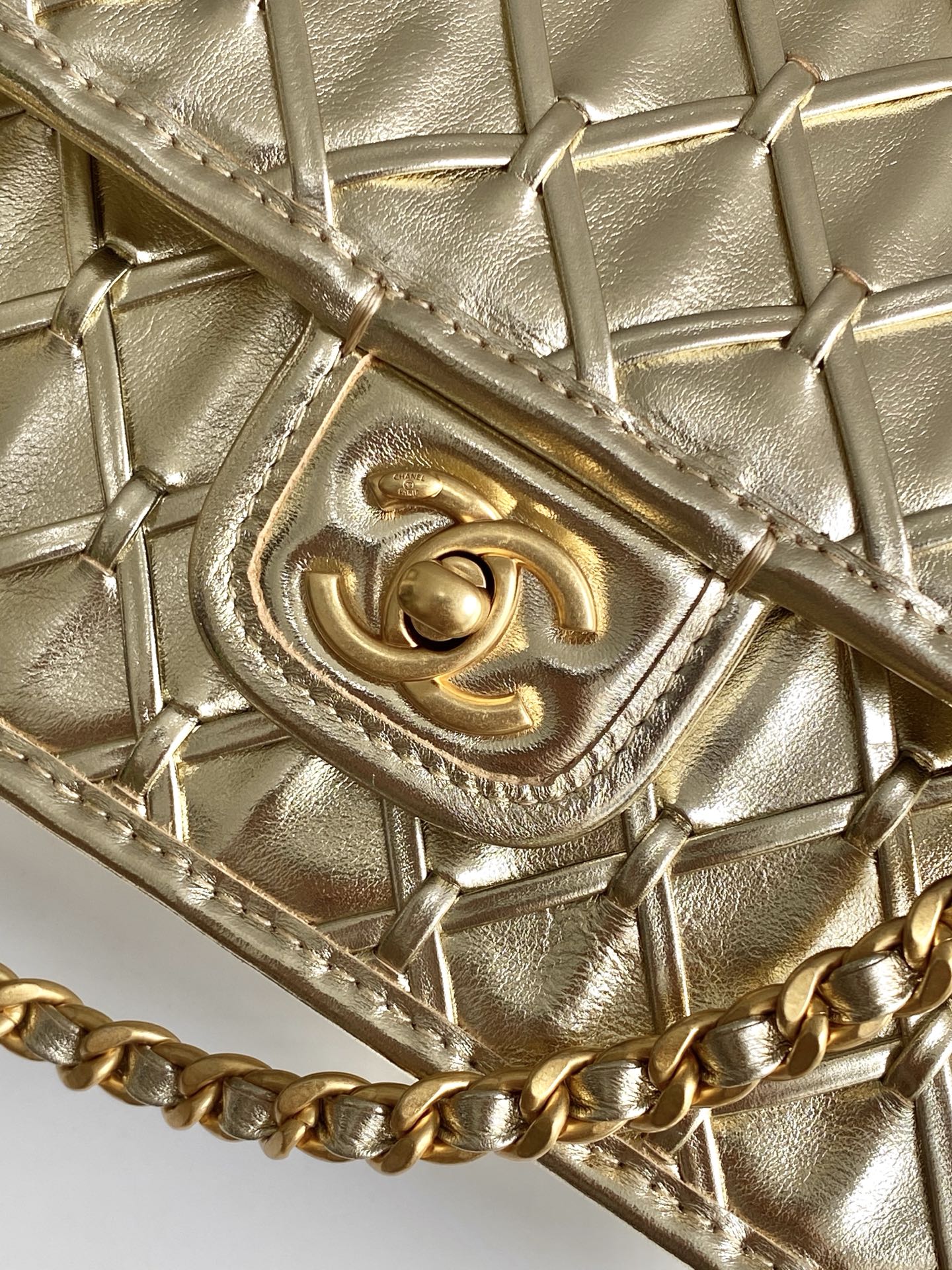 CC Large Tote 39 Light Beige Canvas Pearl Logo