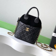 CC Large Tote 39 Light Beige Canvas Pearl Logo