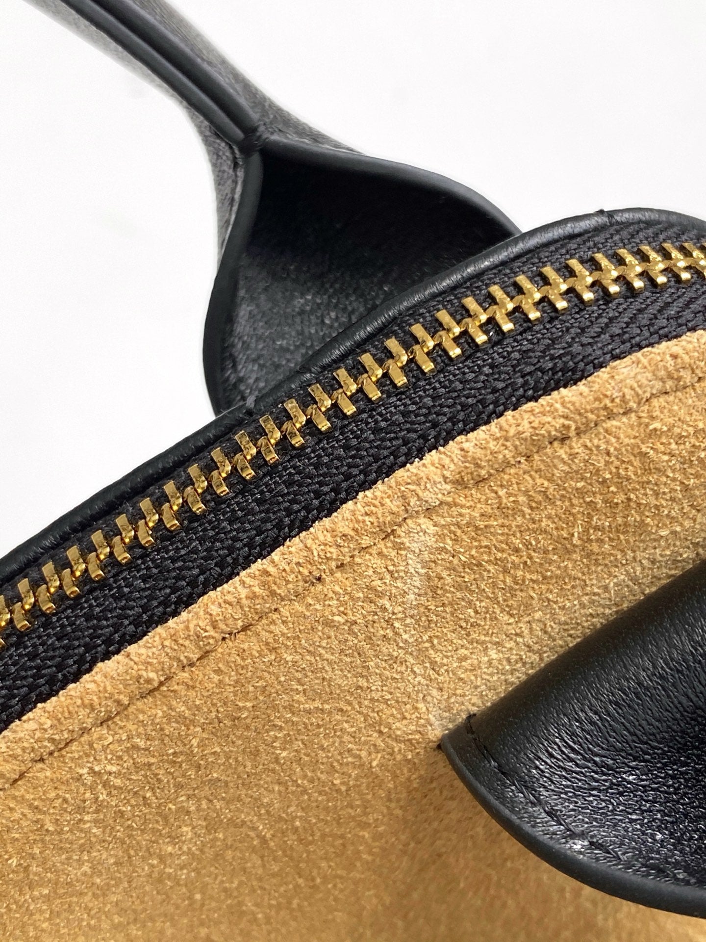 CC Large Tote 39 Light Beige Canvas Pearl Logo