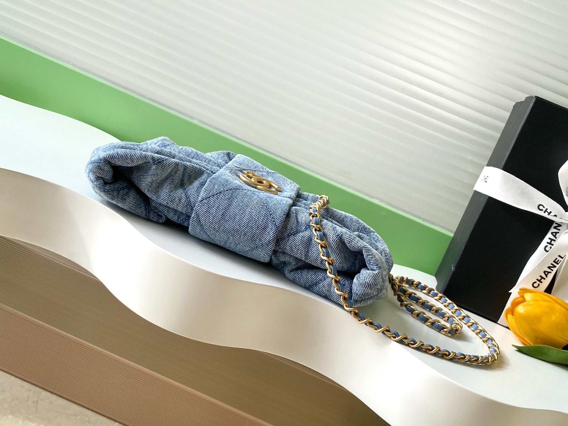 CC Large Tote 39 Light Beige Canvas Pearl Logo