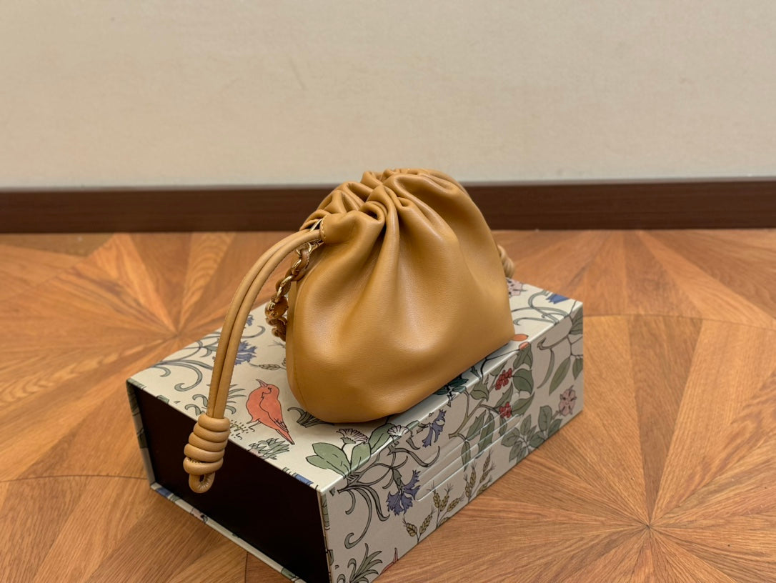 Loew Puzzle Fold Tote Iblack Shiny Calfskin