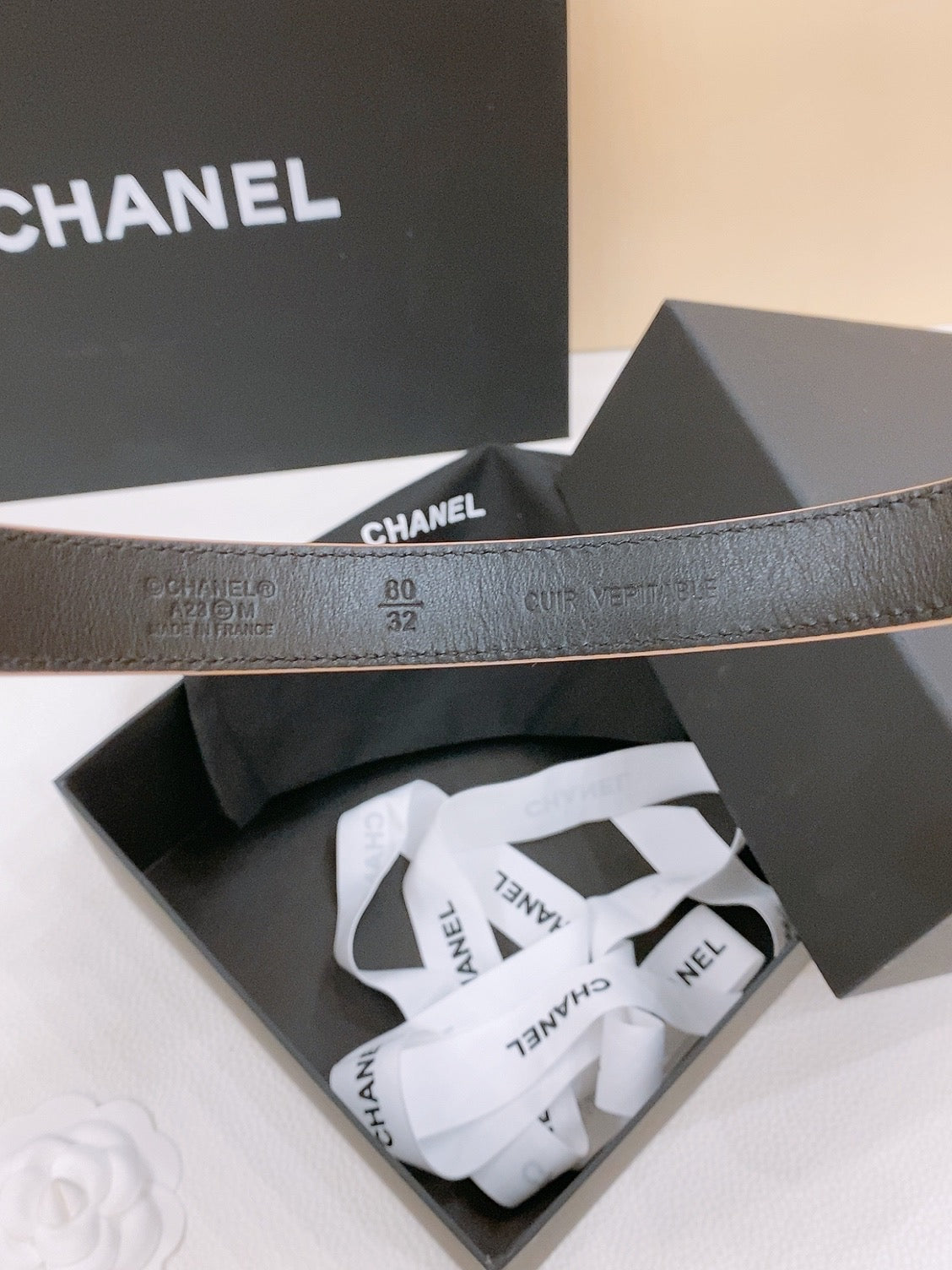 Double C Belt 20Mm In Savanna Brown Calfskin With Quilted Stitching Spiral Gold Buckle