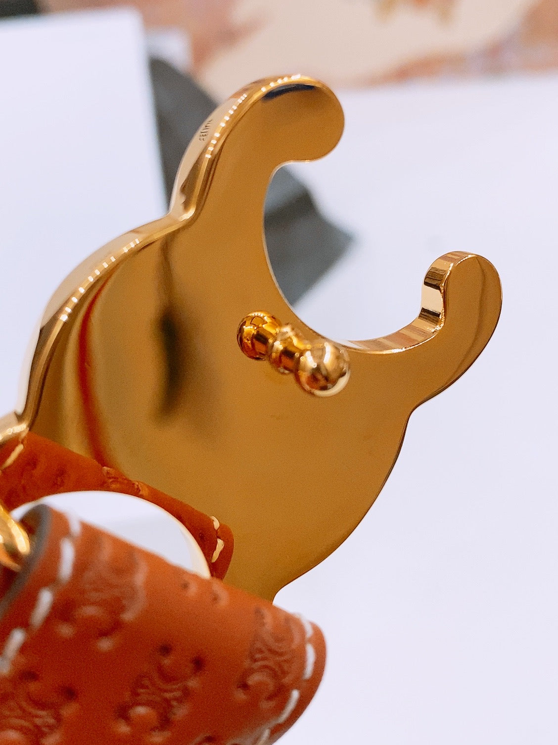 Celine 25S Triomphe Belt 25Mm In Dark Caramel Calfskin Debossed Logo 570964