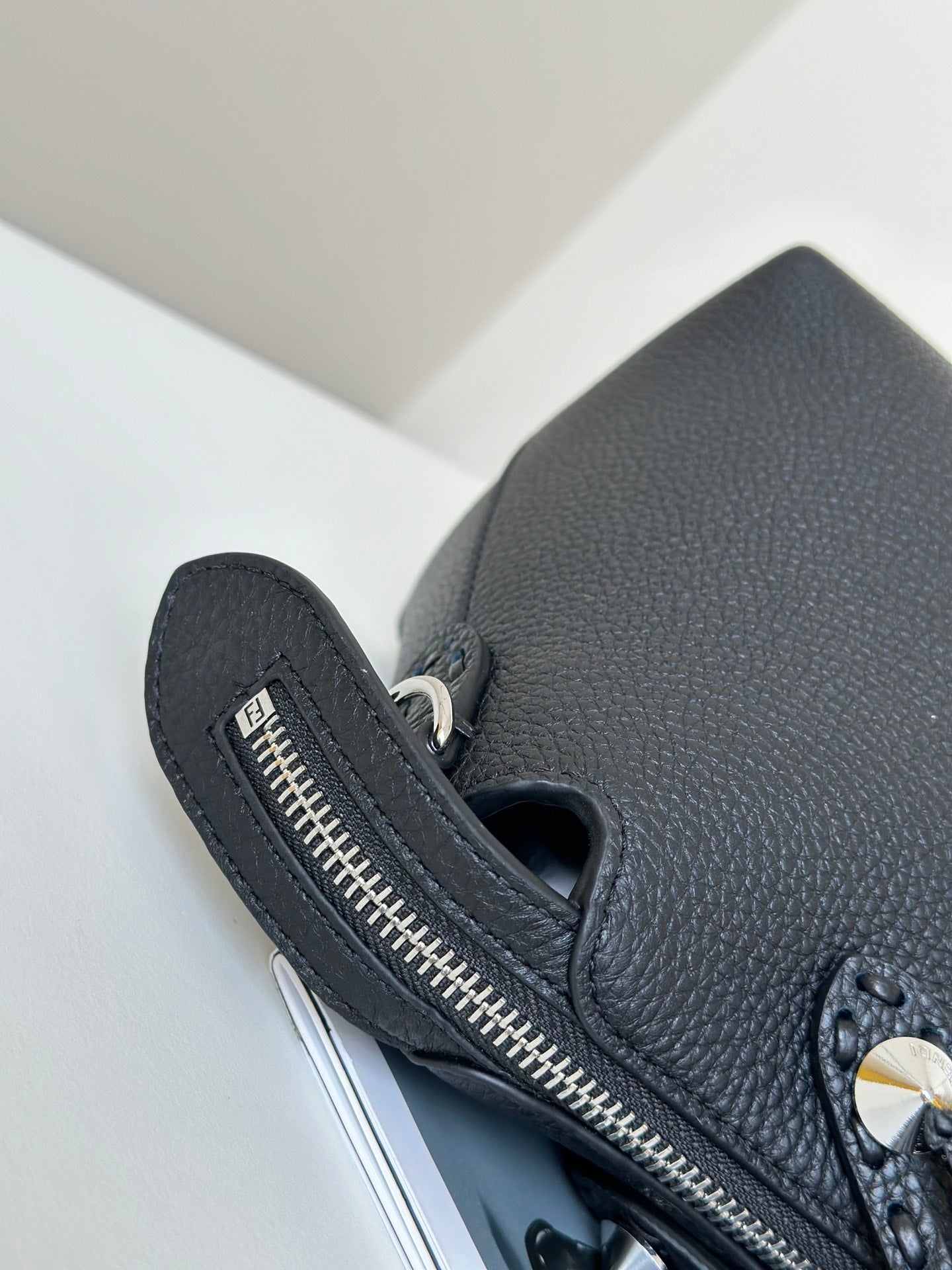 BY THE WAY SELLERIA LARGE 29 BAG IN BLACK CALFSKIN