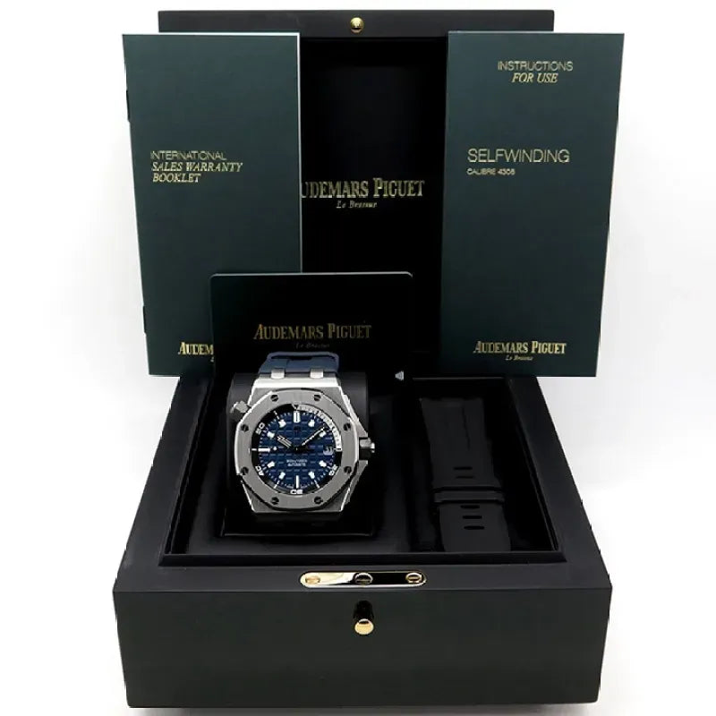 ROYAL OAK OFFSHORE DIVER Ref. 15720ST.OO.A027CA.01