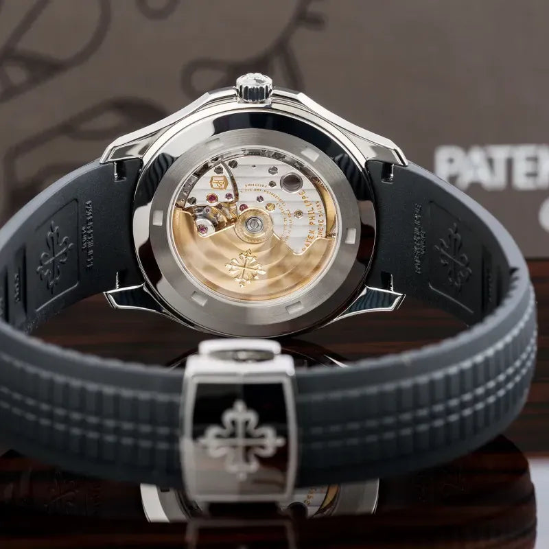 5990/1A-011 - Nautilus