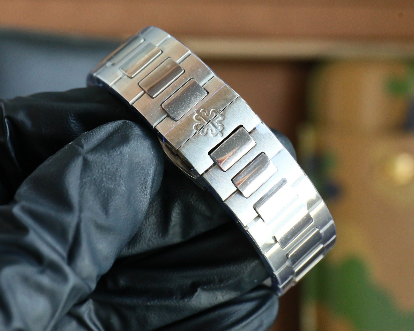 5990/1A-011 - Nautilus