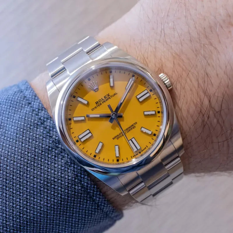 OYSTER PERPETUAL 124300 Series（Yellow）