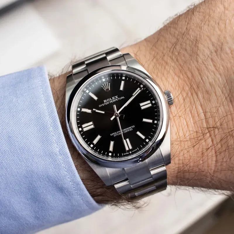 OYSTER PERPETUAL 124300 Series（Black dial）