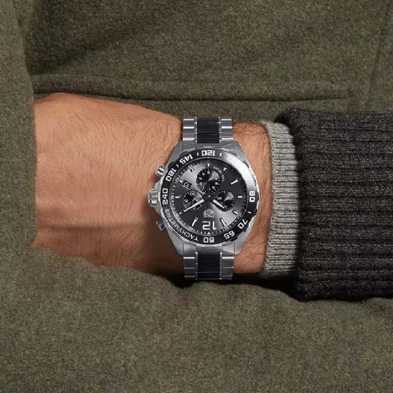 TAG HEUER FORMULA 1 Quartz Chronograph - Diameter 43 mm CAZ1011.BA0842