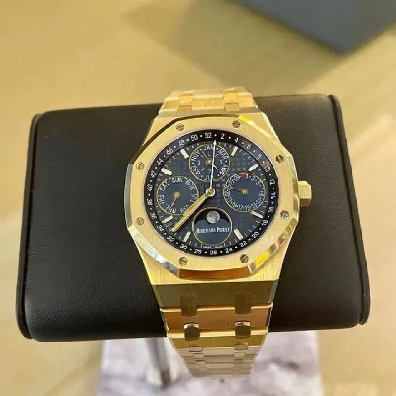 Royal Oak Perpetual Calendar 26574BA.OO.1220BA.01