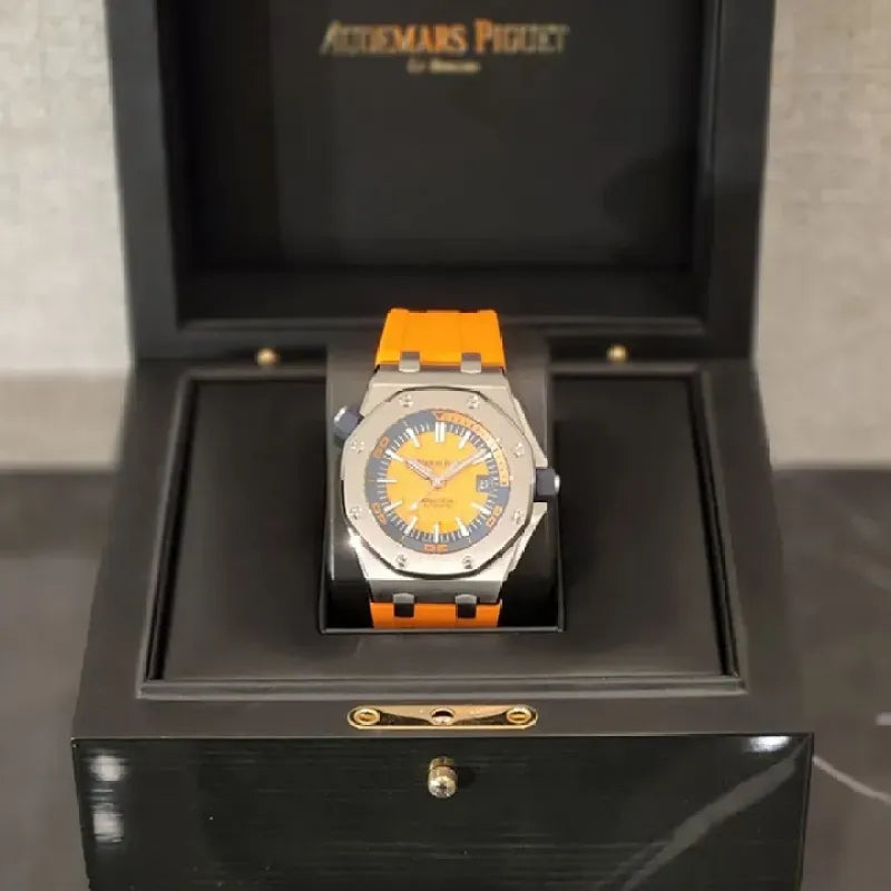 ROYAL OAK OFFSHORE DIVER Ref. 15710ST.OO.A070CA.01