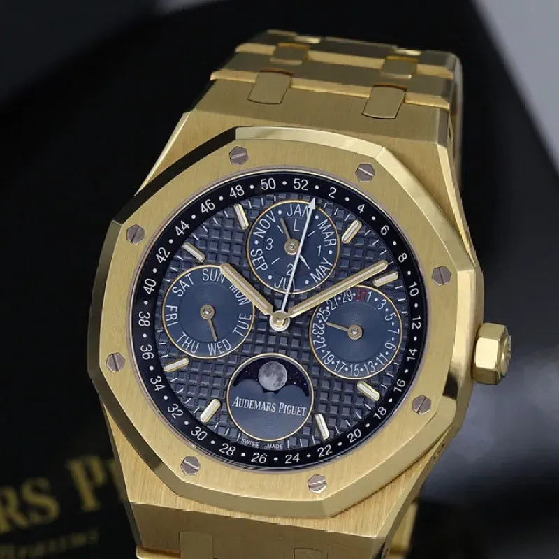 Royal Oak Perpetual Calendar 26574BA.OO.1220BA.01