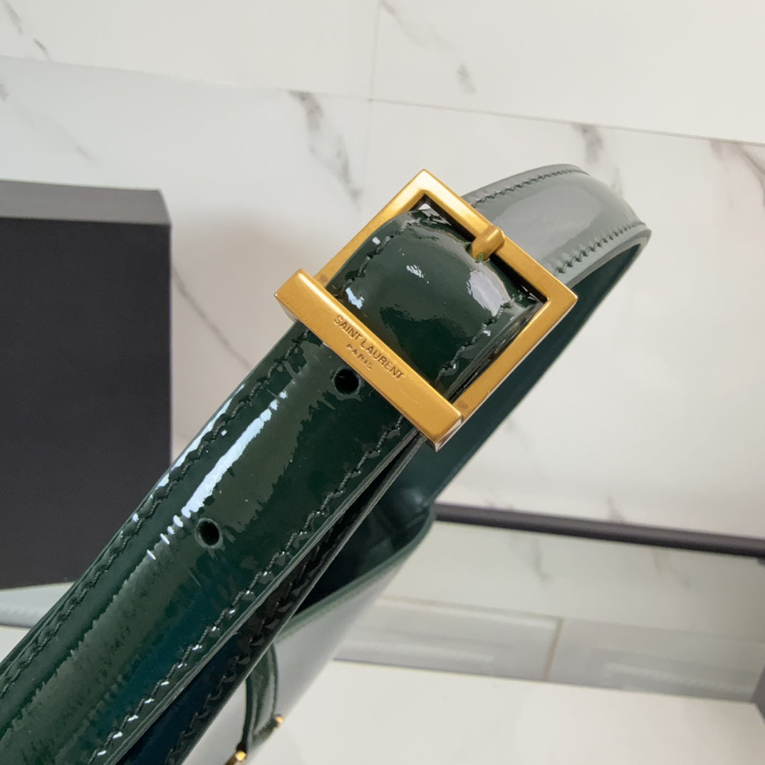 YSL LE5À7 In Patent Leather