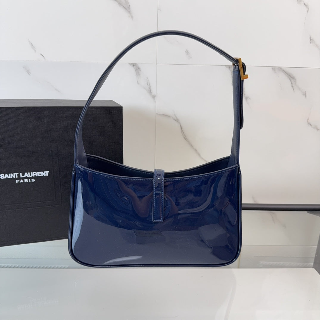 YSL LE5À7 In Patent Leather
