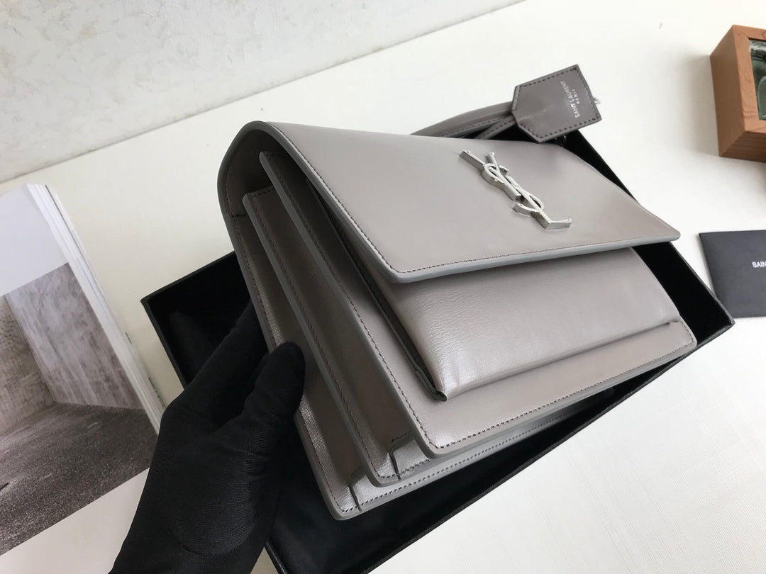YSL Sunset Medium In Smooth Leather