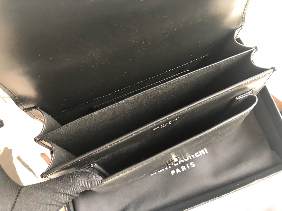 YSL Sunset Medium In Smooth Leather