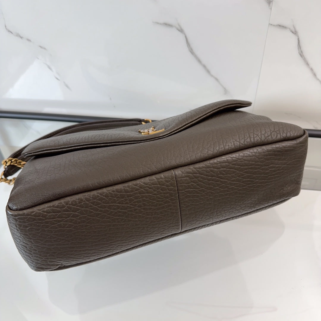 YSL Calypso Large In Grained Lambskin