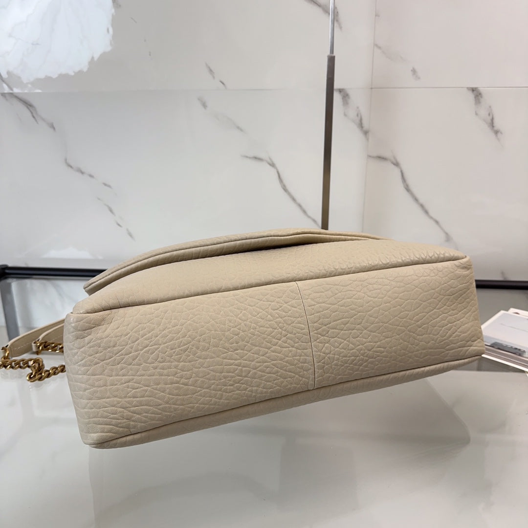 YSL Calypso Large In Grained Lambskin