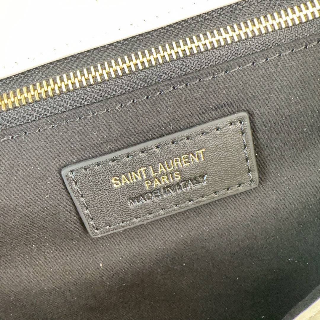 YSL Calypso Large In Grained Lambskin