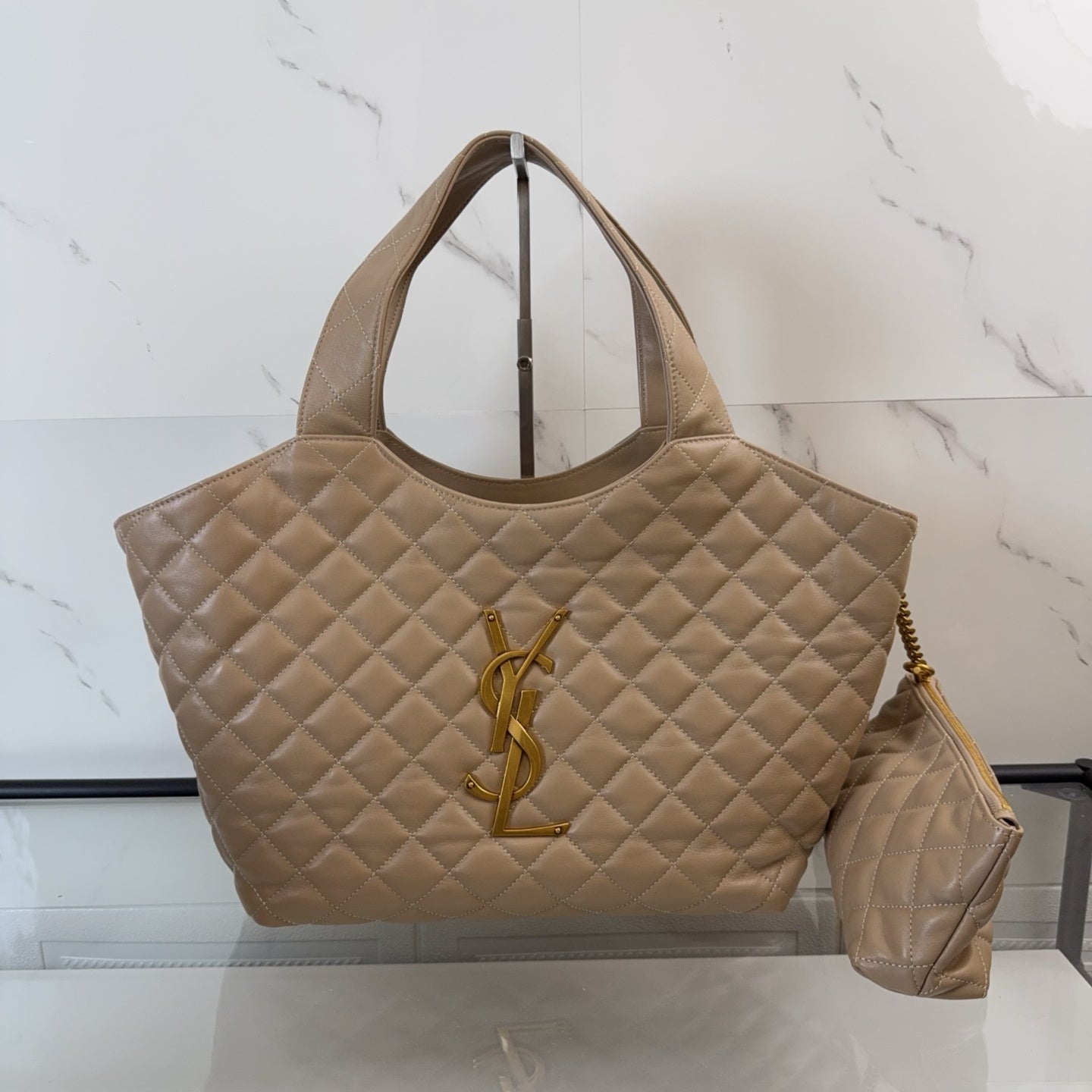 YSL ICARE Medium in quilted nappa
