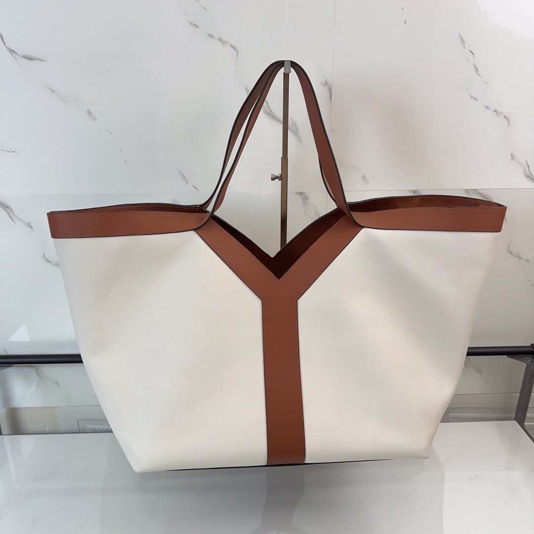 YSL Y TOTE IN LEATHER