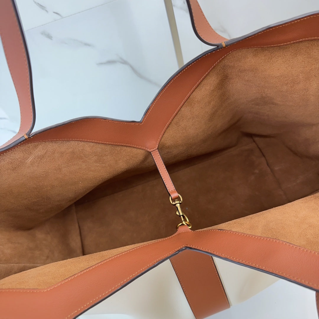 YSL Y TOTE IN LEATHER