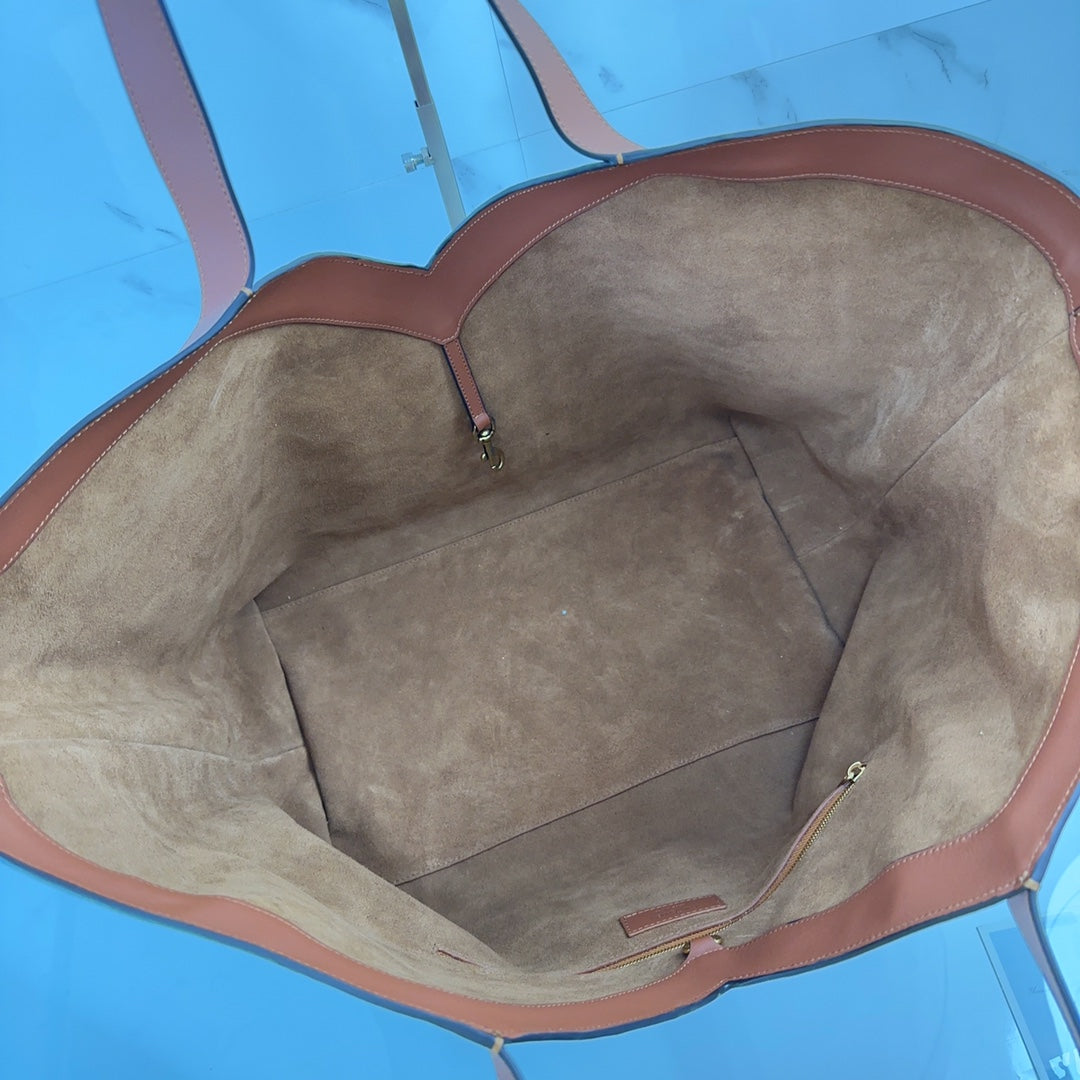 YSL Y TOTE IN LEATHER