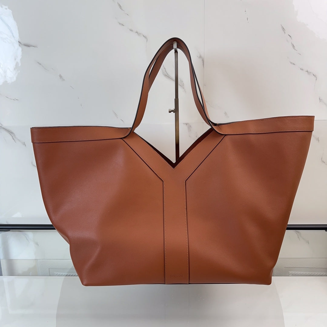 YSL Y TOTE IN LEATHER