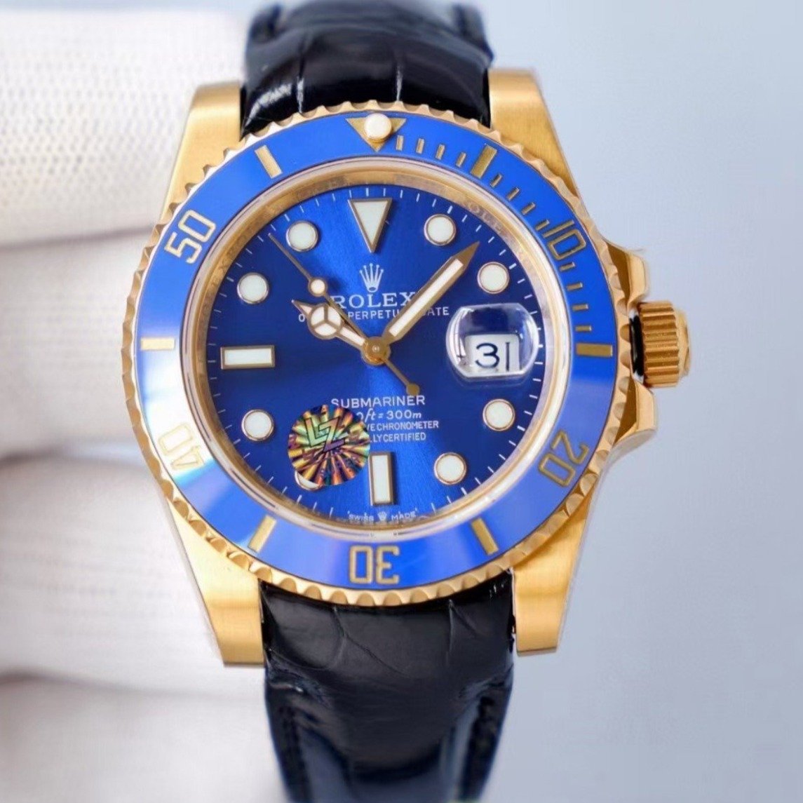 SUBMARINER DATE 41 GOLD CASE LEATHER STRAP
